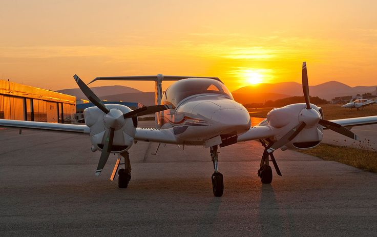 Diamond DA42 - Fleet Card Image